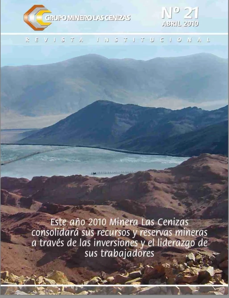 Portada revista minera con paisaje de montañas
