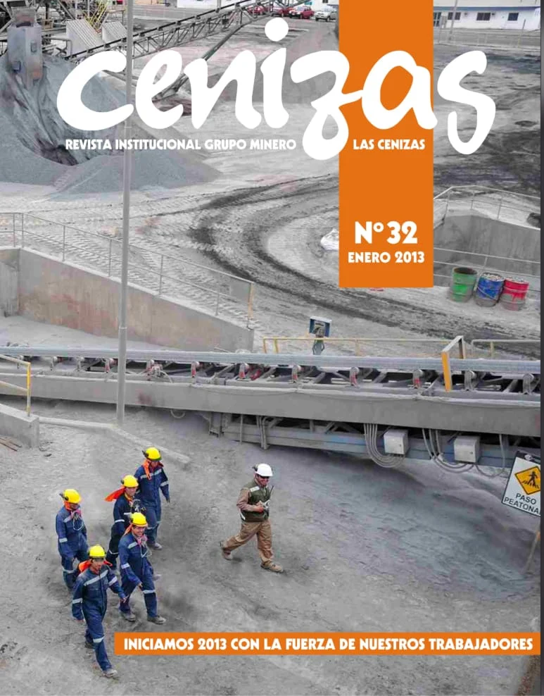 Trabajadores en planta minera, portada revista Cenizas